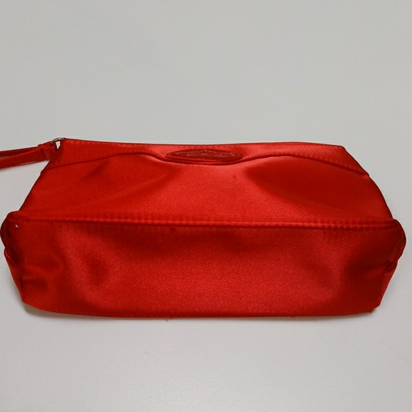 Oscar De La Renta perfume Satin wristlet - Picture 2 of 7